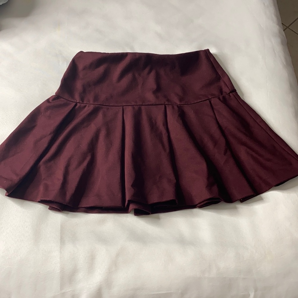 burgundy mini skirt